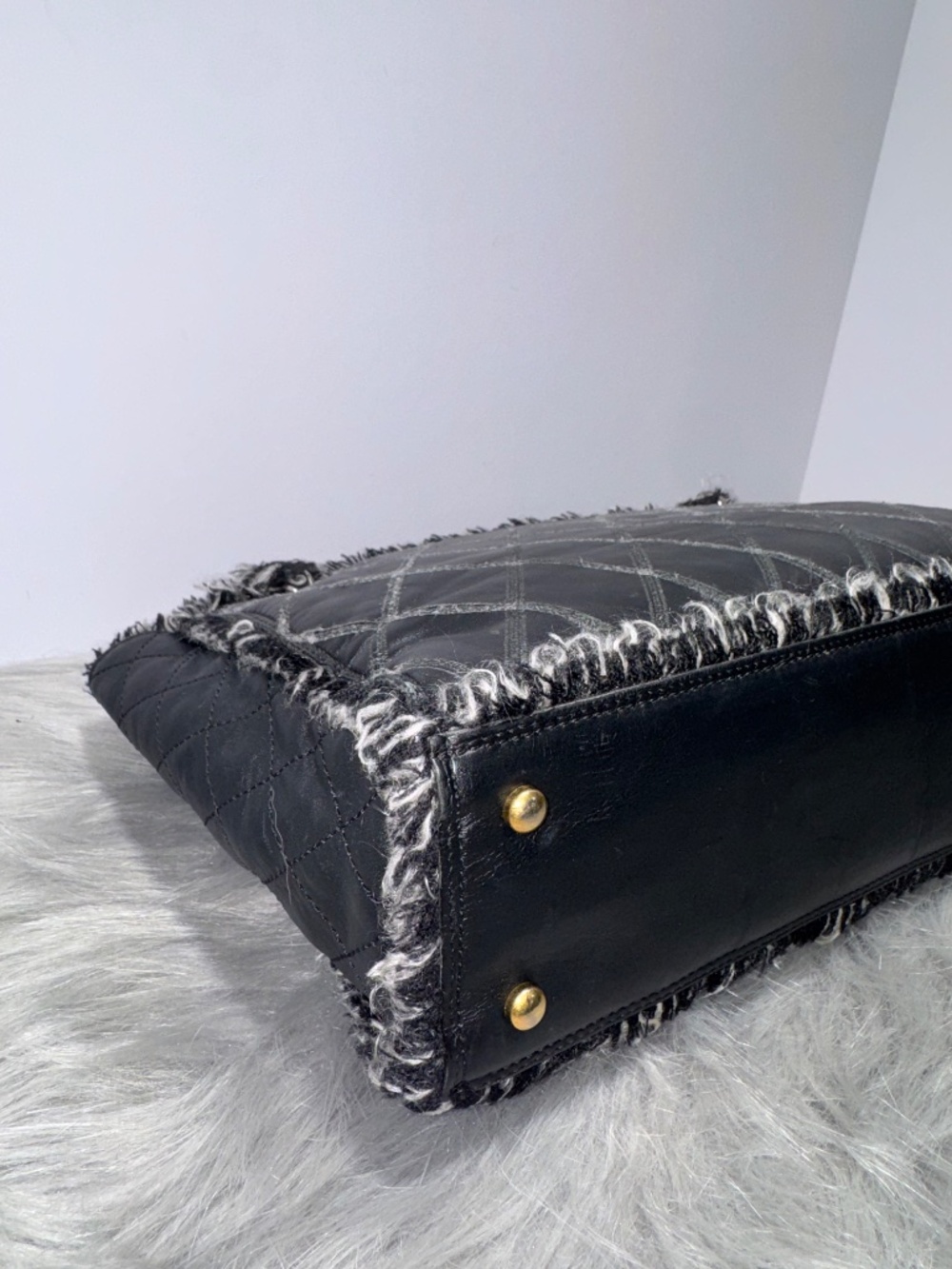 Chanel Large Tweedy Tote Bag~EUC - Picture 10 of 16
